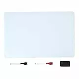 Amazon Basics - Pizarra magnética de borrado en seco, pizarra blanca para nevera, hoja de 33 x 50 cm, 2 marcadores y borrador, Blanco