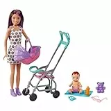 Barbie Skipper Niñera Muñeca con Carrito de bebé y niño, Juguete con 7 Accesorios, Regalo +3 años, Multicolour (Mattel GXT34)