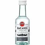 Botellita miniatura ron Bacardi 5cl