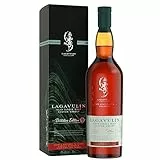Lagavulin Distillers - Whisky escocés puro de malta