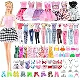52 Ropa Accesorios Compatible con Barbie 11.5inch Muñecas , 2 Vestido de Moda 2 Pantalones de Manga Corta 1 Bañador 5 Vestido Halter 6 Corona 6 Collar 10 Bolso 20 sólo Zapatos, Envío Aleatorio