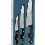 ARCOS Estuche de 3 Cuchillos Básicos de Cocina. Pack de Cuchillos con Hoja de Acero Inoxidable y Mango de Polieximetileno Aptos para Lavavajillas. Serie Universal. Color Negro