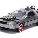 Coche DeLorean Escala 1:24 con Apertura de Puertas y Luces - Modelo Oficial Jada
