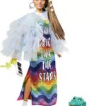Muñeca Barbie Extra articulada con Vestido Arcoiris y Accesorios de Moda