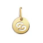 SINGULARU - Charm Mini Medallion Zodiaco. Colgante en Plata de Ley con Acabado Baño de Oro de 18Kt. Charm Combinable con Collar. Joyas para Mujer. Cáncer